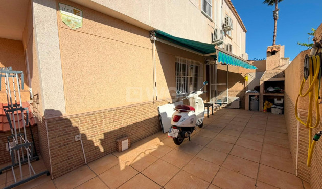 Reventa - Villa - Torrevieja - Carrefour