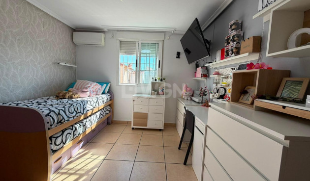 Reventa - Villa - Torrevieja - Carrefour