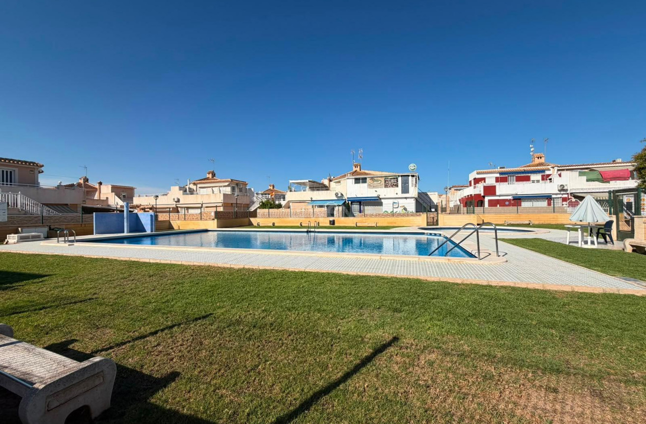 Reventa - Villa - Torrevieja - Carrefour