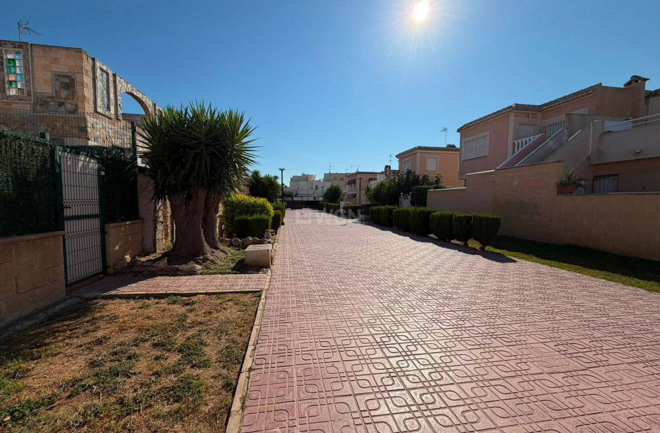 Reventa - Villa - Torrevieja - Carrefour
