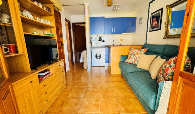 Odsprzedaż - Mieszkanie w bloku - La Mata - Costa Blanca