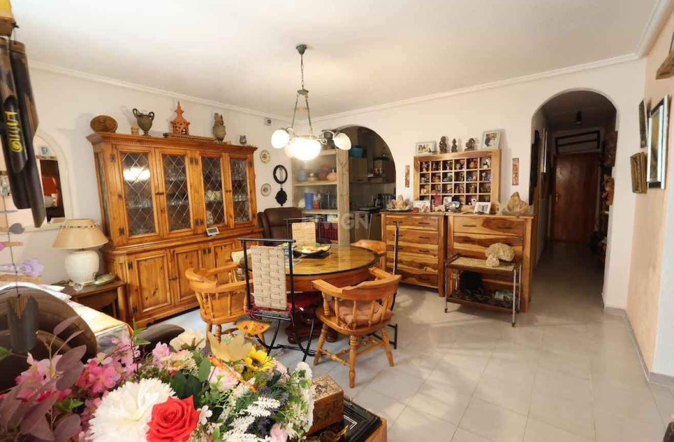 Resale - Bungalow - Torrevieja - Costa Blanca