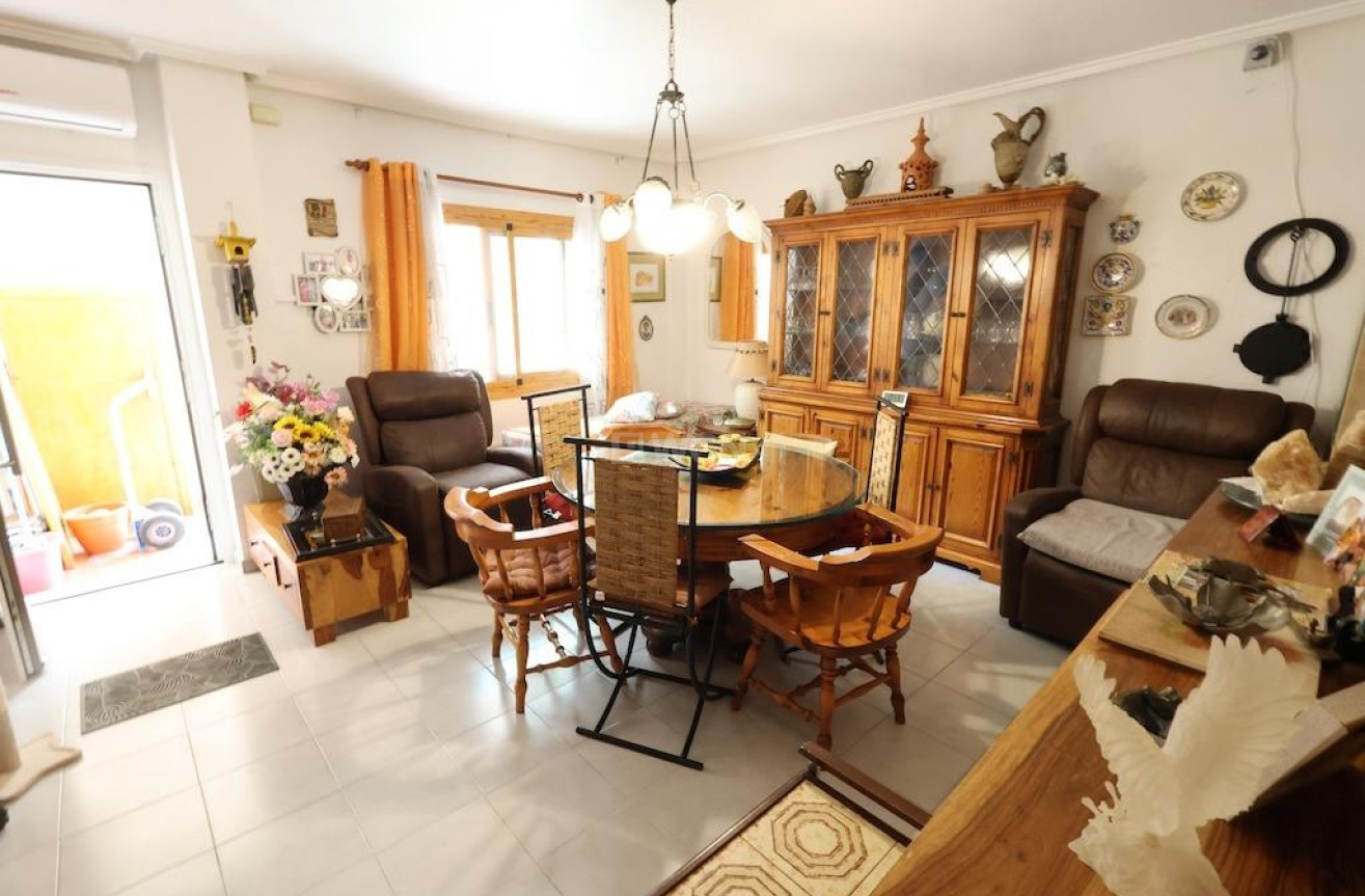 Resale - Bungalow - Torrevieja - Costa Blanca