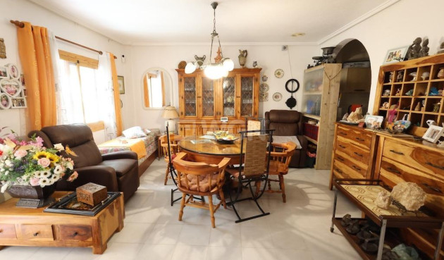 Resale - Bungalow - Torrevieja - Costa Blanca