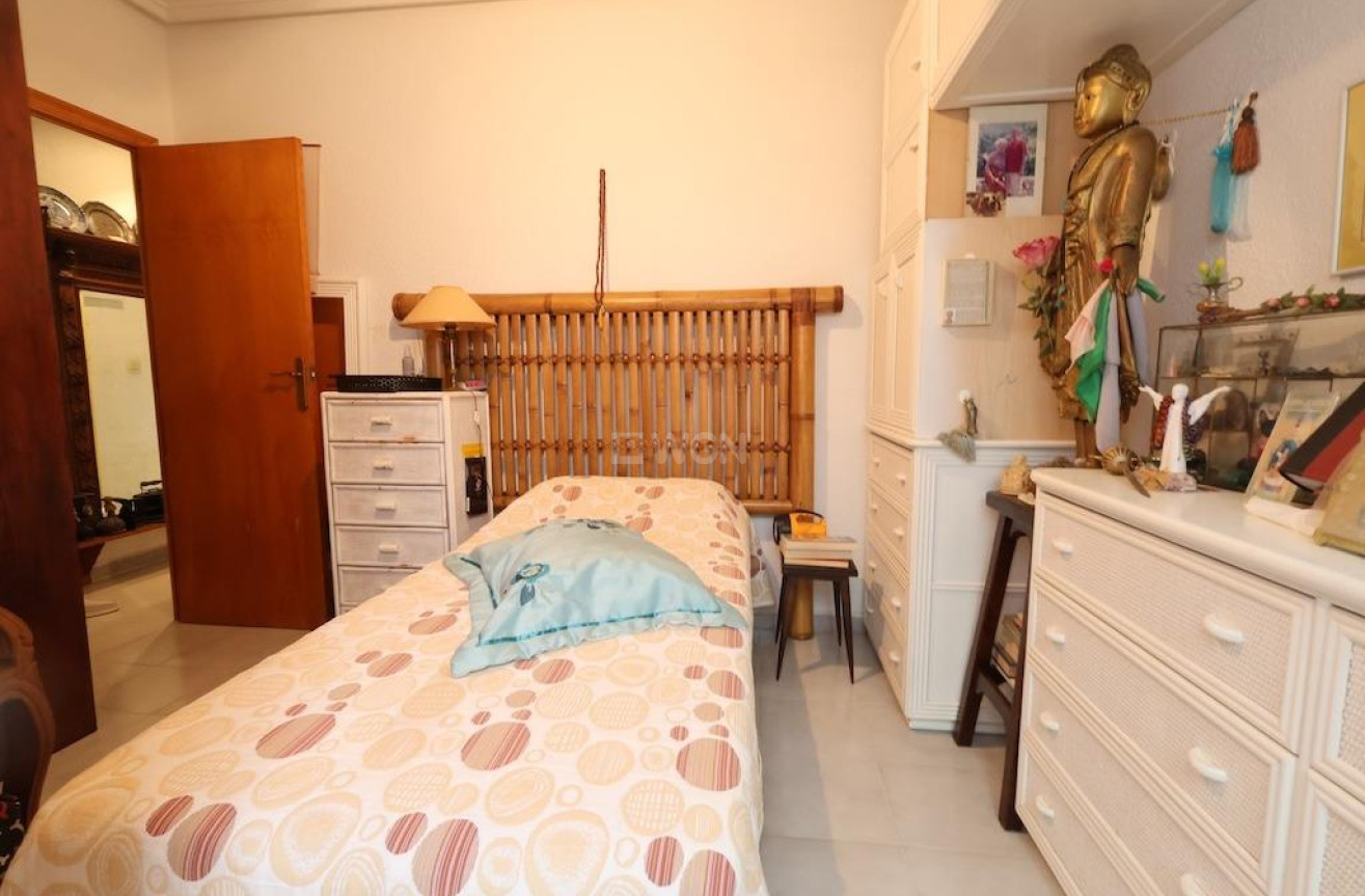 Resale - Bungalow - Torrevieja - Costa Blanca