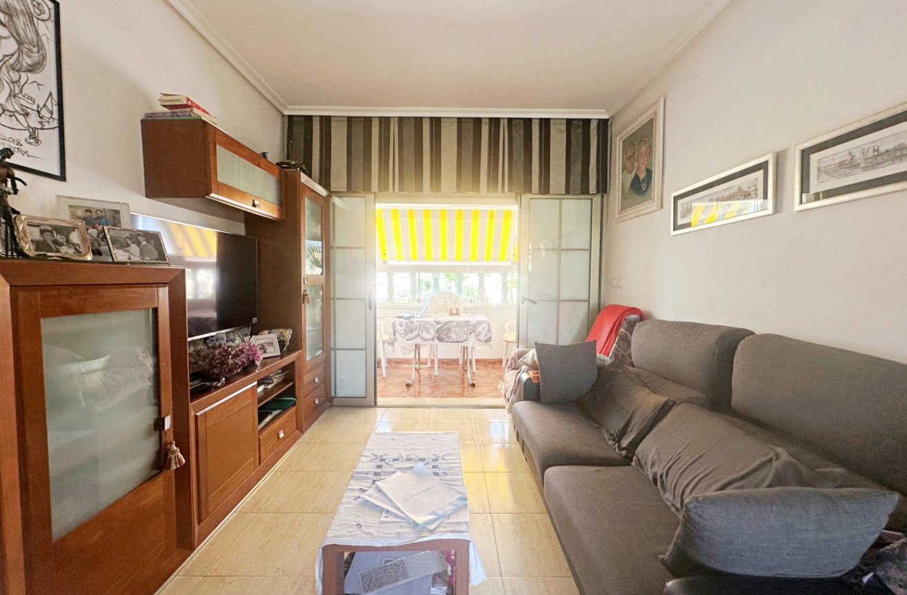 Resale - Bungalow - Torrevieja - aguas nuevas