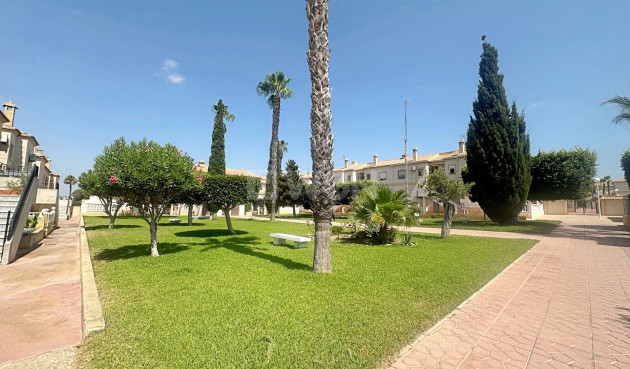 Resale - Bungalow - Torrevieja - aguas nuevas