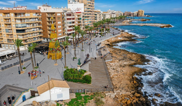 Resale - Bungalow - Torrevieja - aguas nuevas