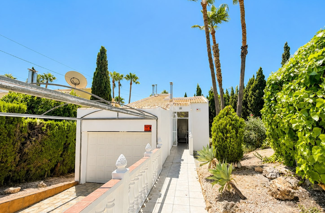 Resale - Villa - Villamartin - Costa Blanca