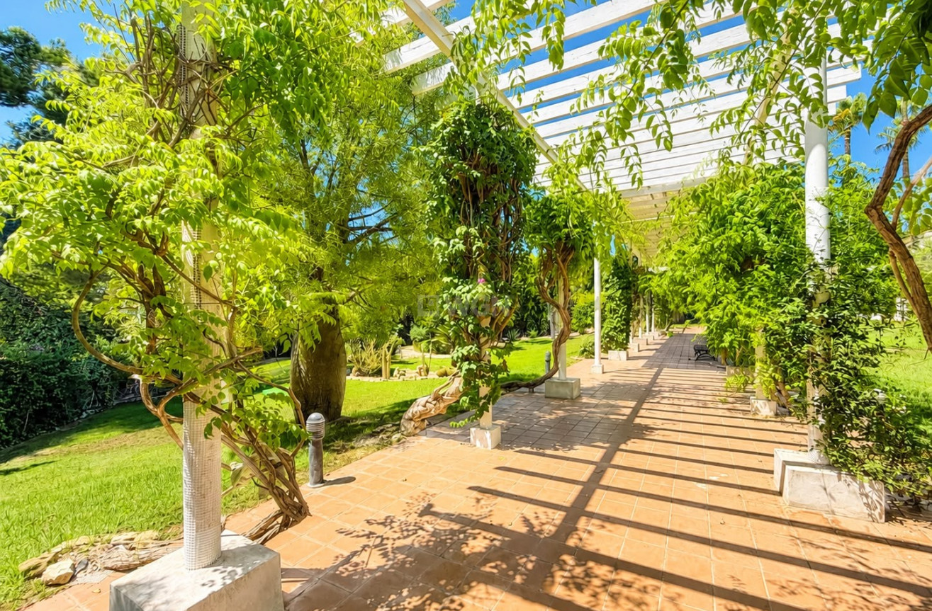 Resale - Villa - Villamartin - Costa Blanca