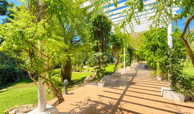 Resale - Villa - Villamartin - Costa Blanca