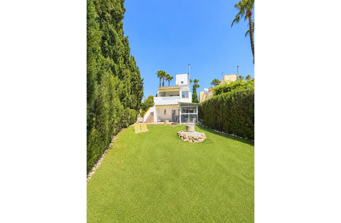 Resale - Villa - Villamartin - Costa Blanca
