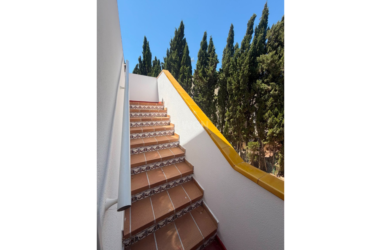Resale - Villa - Villamartin - Costa Blanca