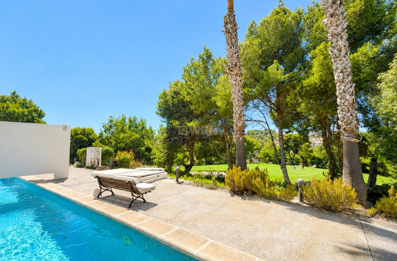 Resale - Villa - Villamartin - Costa Blanca
