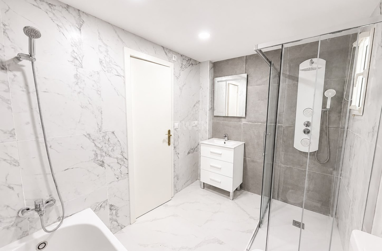 Resale - Villa - Villamartin - Costa Blanca