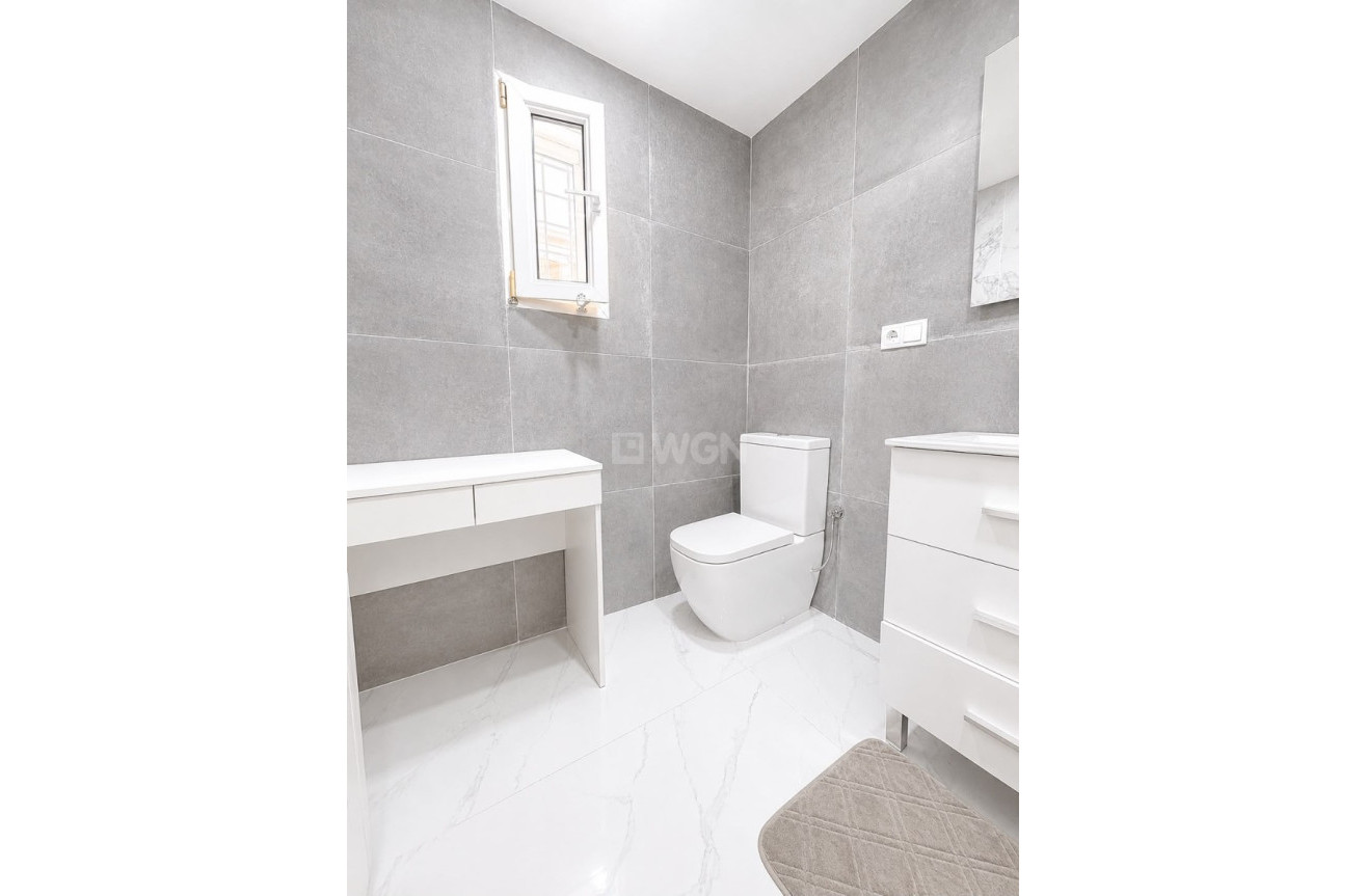 Resale - Villa - Villamartin - Costa Blanca