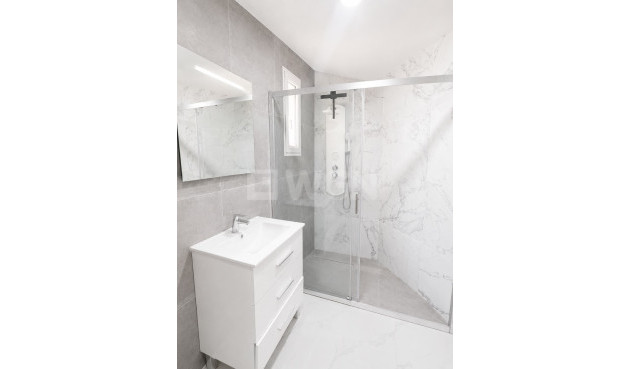 Resale - Villa - Villamartin - Costa Blanca