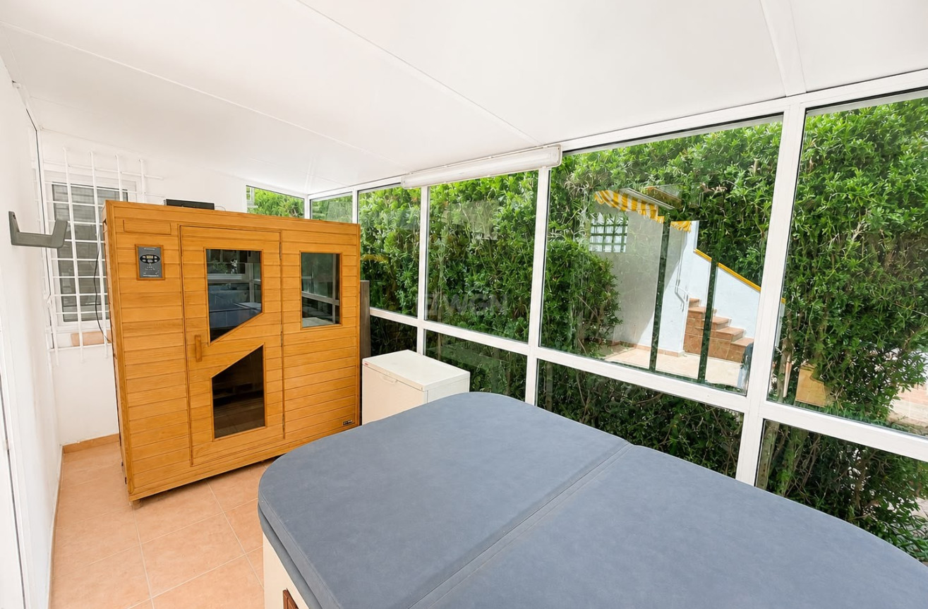 Resale - Villa - Villamartin - Costa Blanca