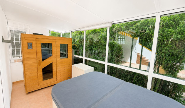 Resale - Villa - Villamartin - Costa Blanca