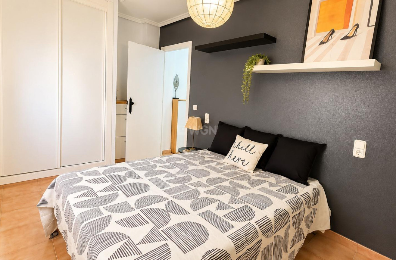 Reventa - Apartamento / piso - Torrevieja - Habaneras