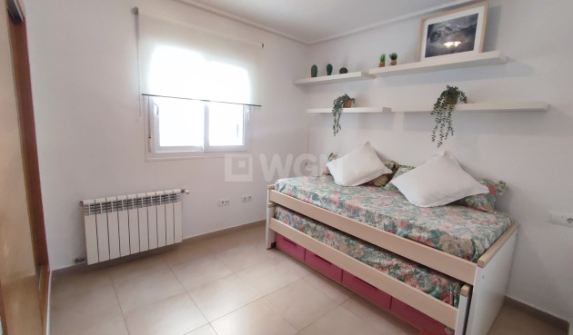 Odsprzedaż - Mieszkanie w bloku - Hacienda Riquelme Golf Resort - Inland