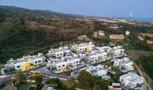 Nowy budynek - Villa - Marbella - Rio Real Golf
