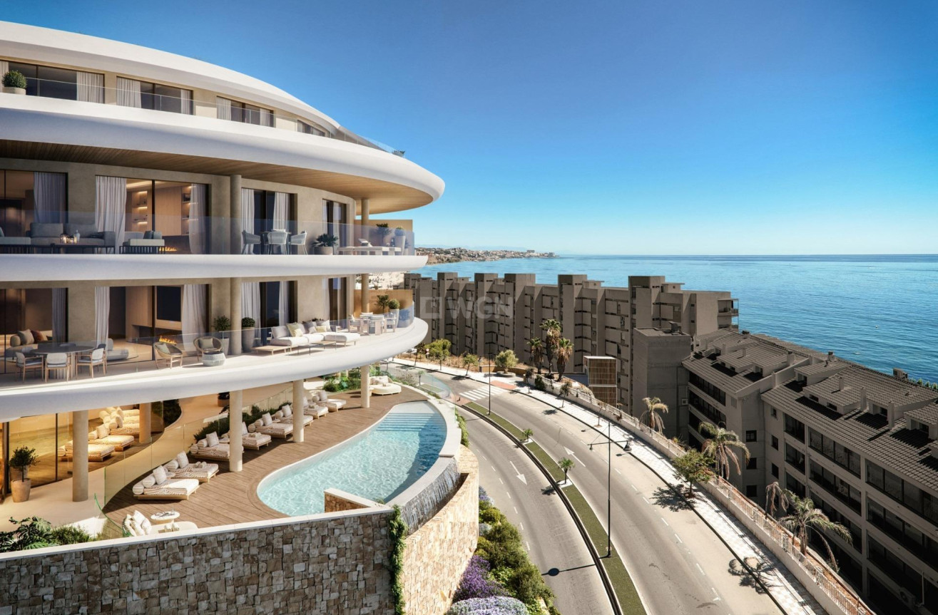 Nowy budynek - Daszek - Fuengirola - Playa de Torreblanca