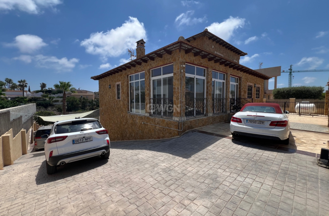Odsprzedaż - Villa - San Fulgencio - Costa Blanca