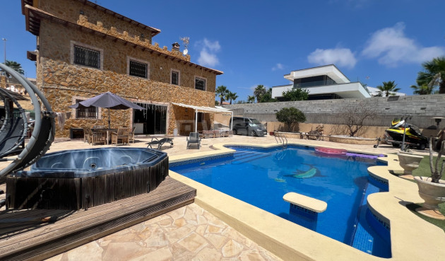 Odsprzedaż - Villa - San Fulgencio - Costa Blanca