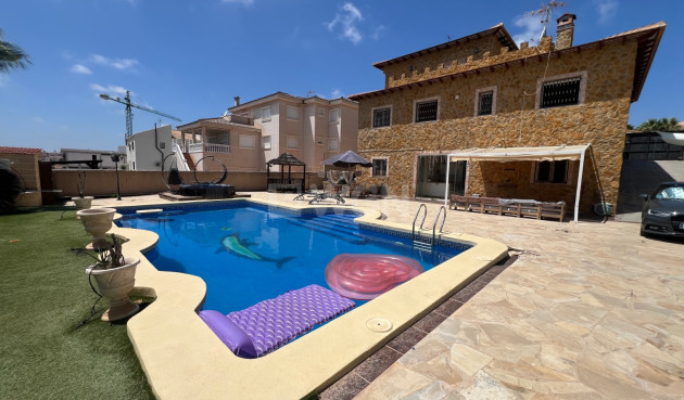 Odsprzedaż - Villa - San Fulgencio - Costa Blanca