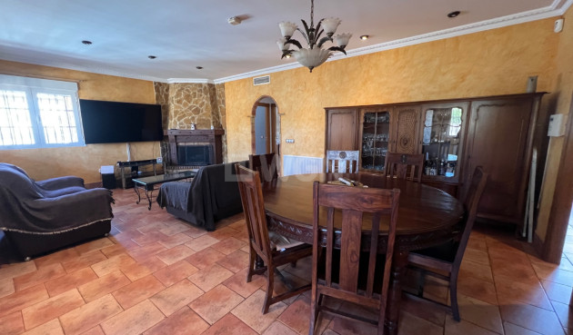 Odsprzedaż - Villa - San Fulgencio - Costa Blanca