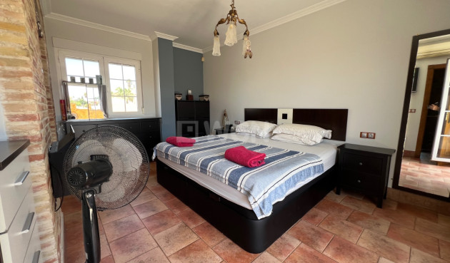 Odsprzedaż - Villa - San Fulgencio - Costa Blanca