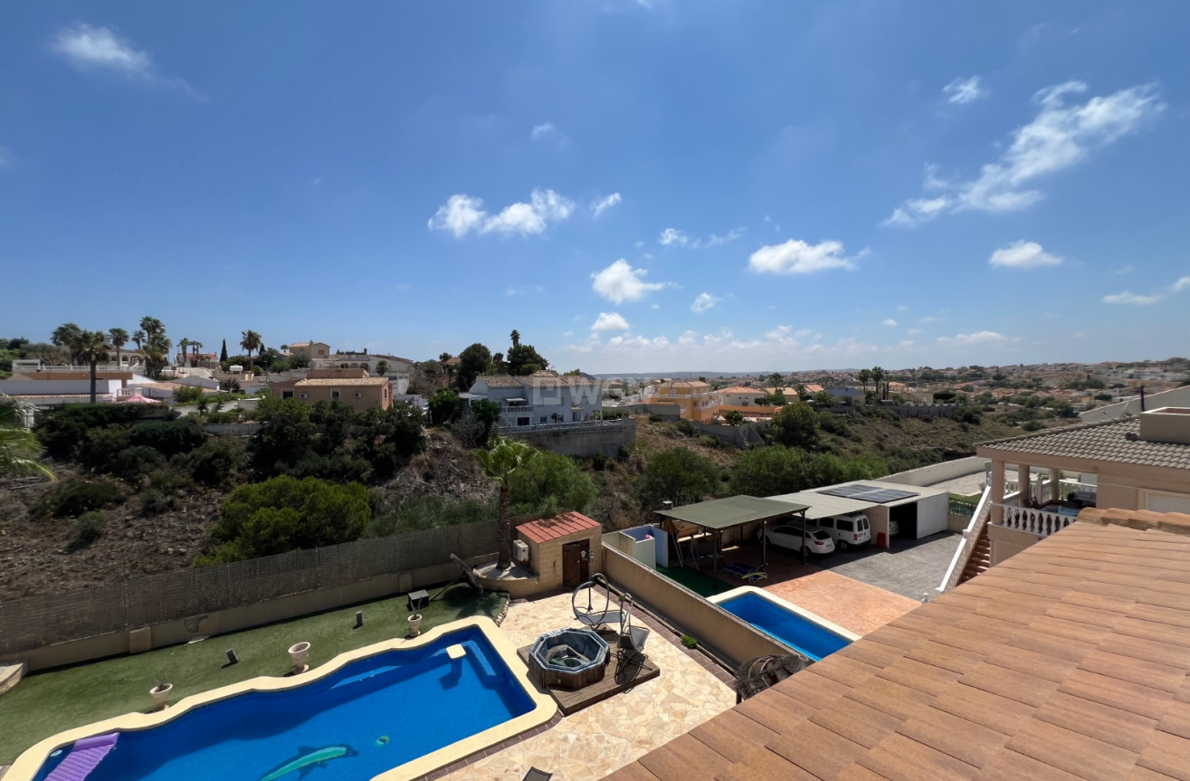 Odsprzedaż - Villa - San Fulgencio - Costa Blanca