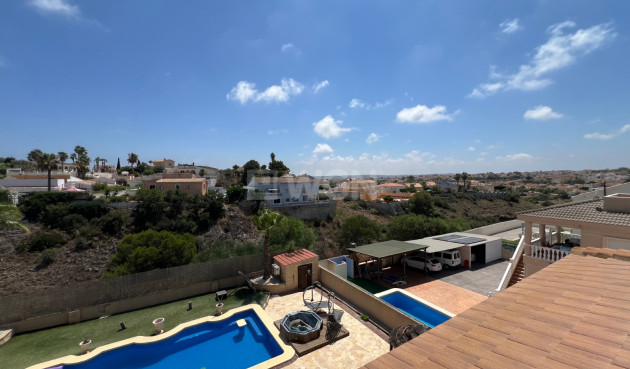 Odsprzedaż - Villa - San Fulgencio - Costa Blanca