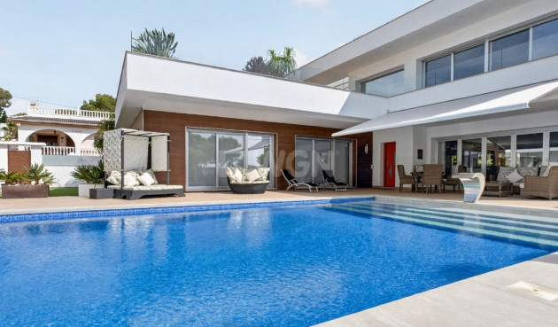 Odsprzedaż - Villa - Pinar de Campoverde - Inland