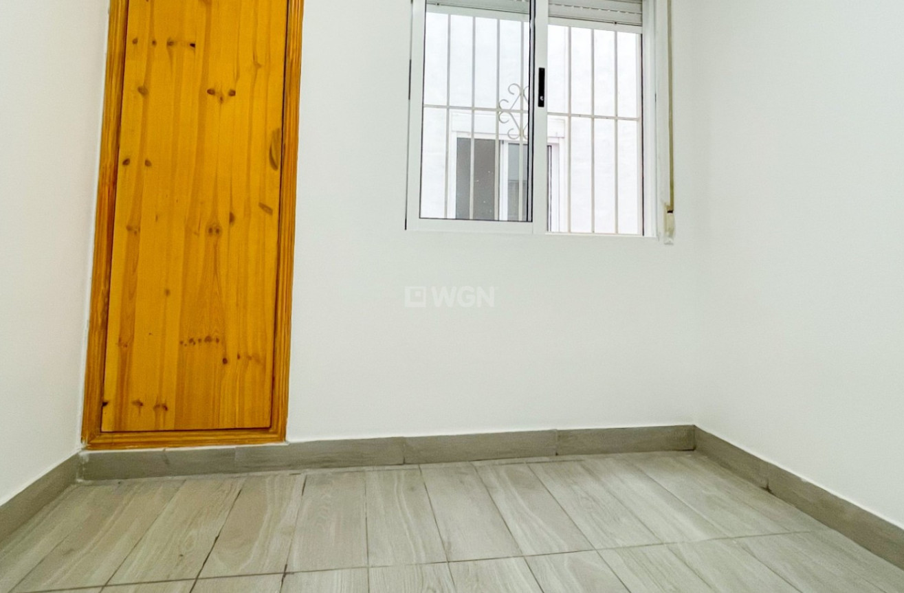 Reventa - Apartamento / piso - Torrevieja - Costa Blanca