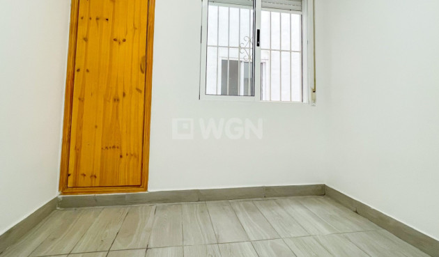 Reventa - Apartamento / piso - Torrevieja - Costa Blanca