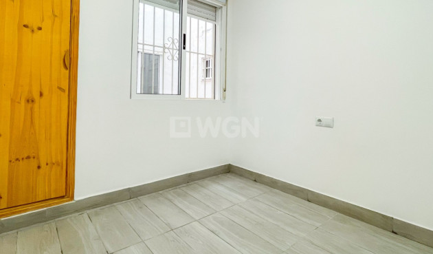 Reventa - Apartamento / piso - Torrevieja - Costa Blanca
