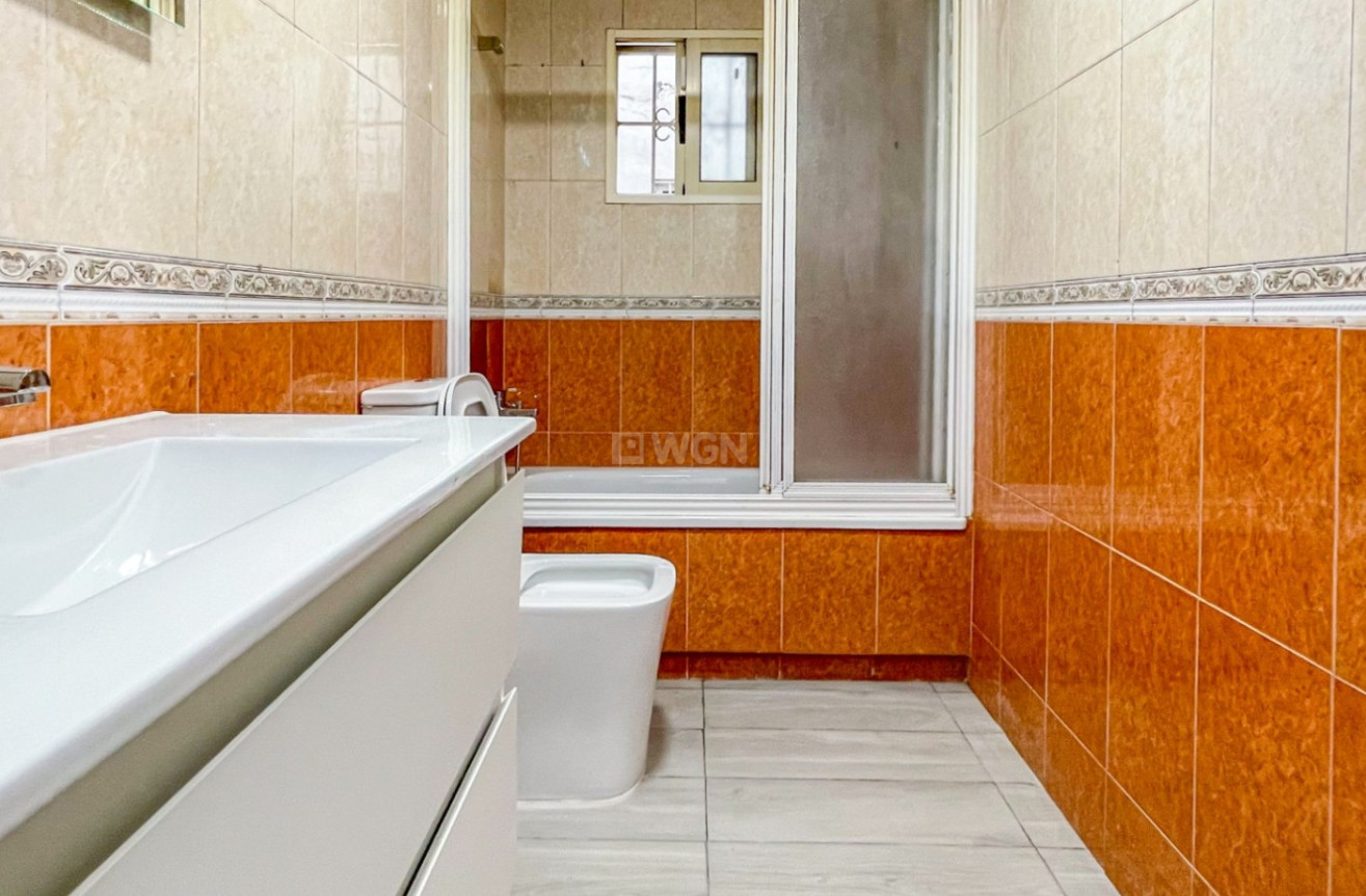 Reventa - Apartamento / piso - Torrevieja - Costa Blanca