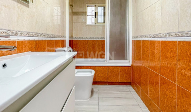 Reventa - Apartamento / piso - Torrevieja - Costa Blanca