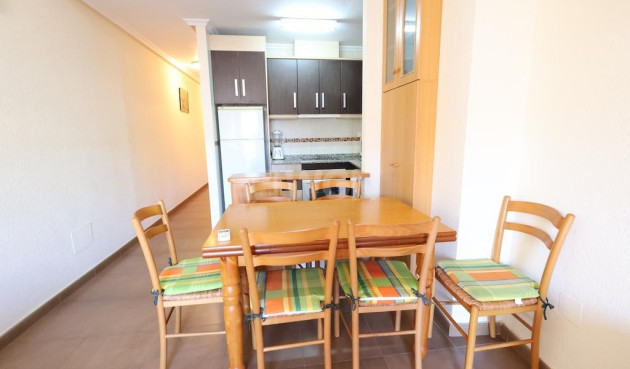 Odsprzedaż - Mieszkanie w bloku - Torrevieja - Costa Blanca