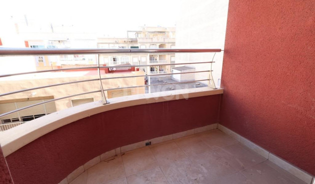 Odsprzedaż - Mieszkanie w bloku - Torrevieja - Costa Blanca
