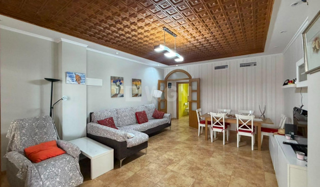 Odsprzedaż - Mieszkanie w bloku - Torrevieja - Acequion