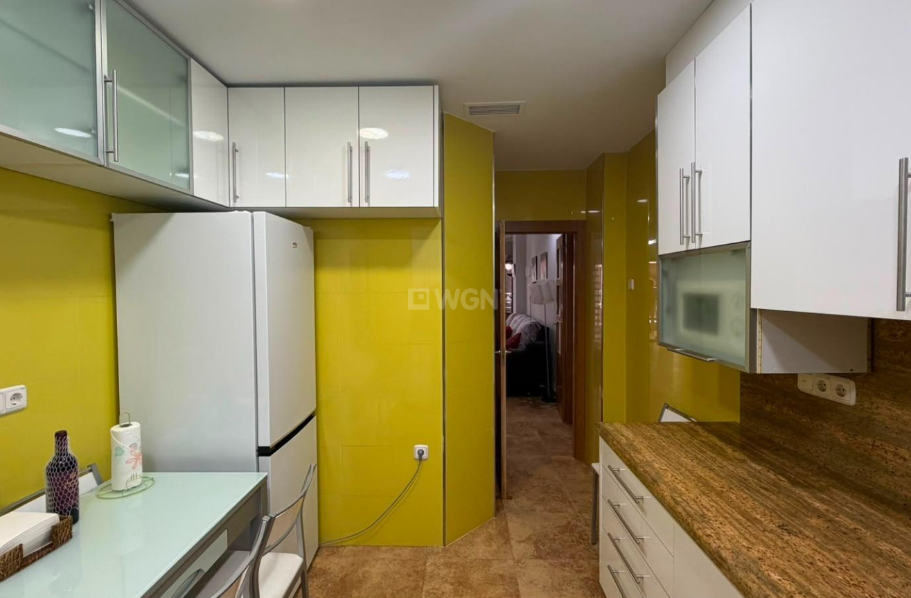 Odsprzedaż - Mieszkanie w bloku - Torrevieja - Acequion