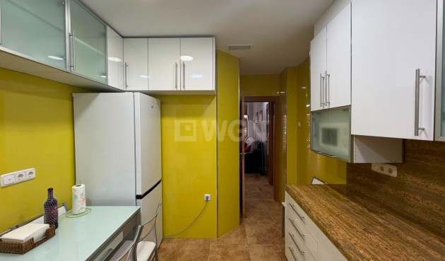 Odsprzedaż - Mieszkanie w bloku - Torrevieja - Acequion