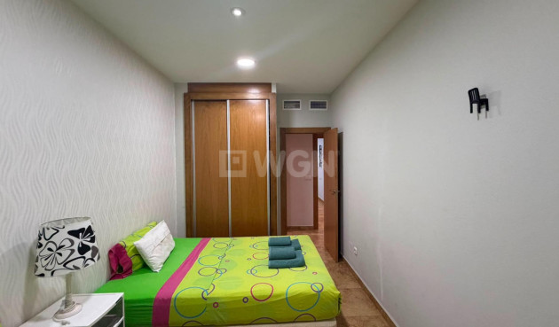 Odsprzedaż - Mieszkanie w bloku - Torrevieja - Acequion