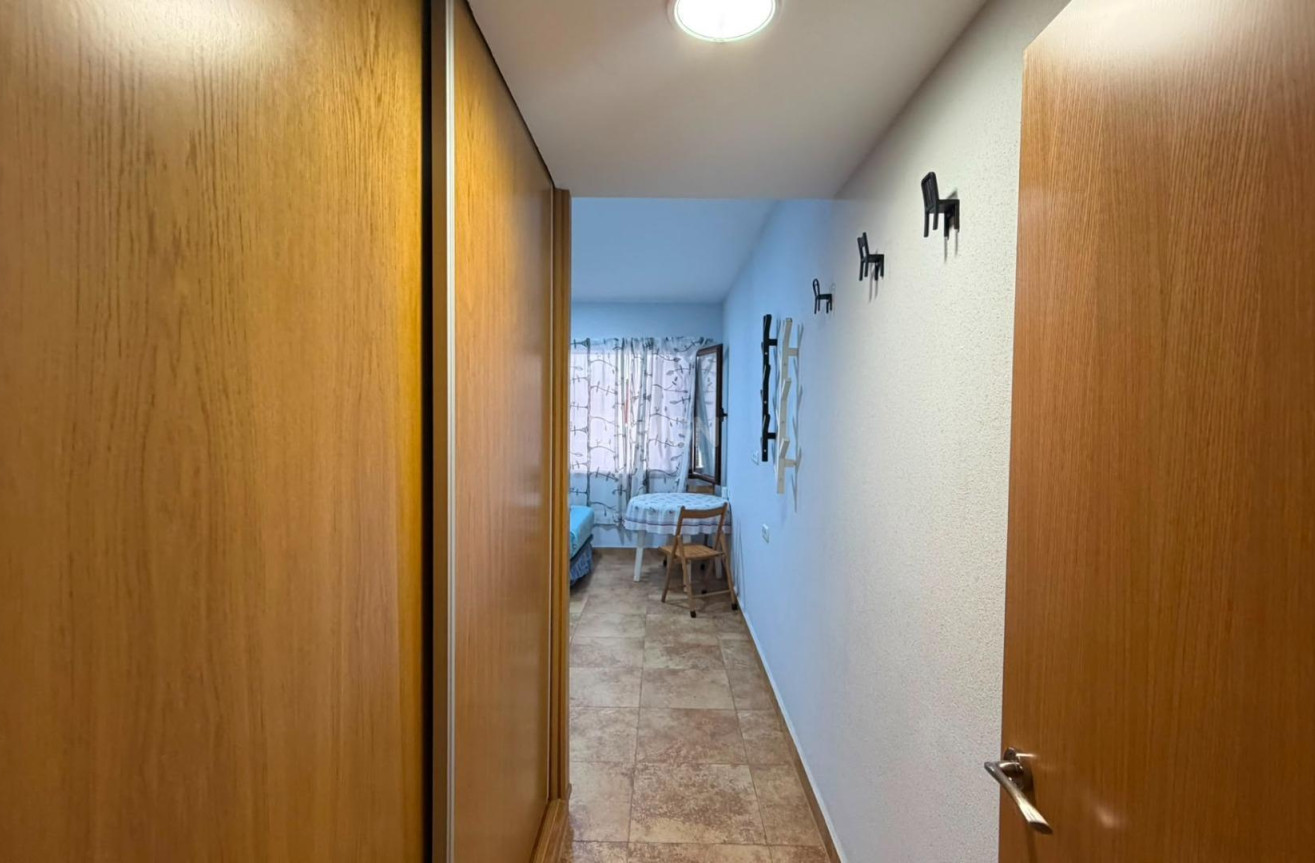 Odsprzedaż - Mieszkanie w bloku - Torrevieja - Acequion