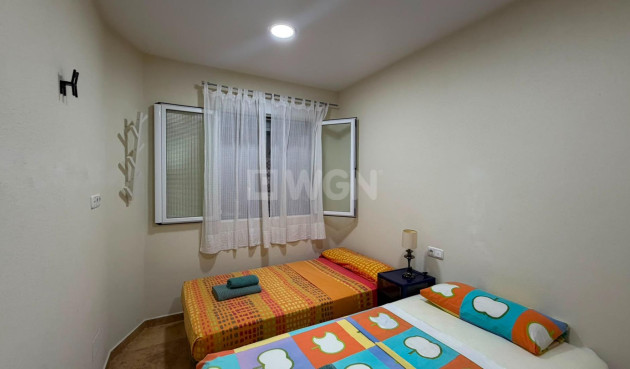 Odsprzedaż - Mieszkanie w bloku - Torrevieja - Acequion