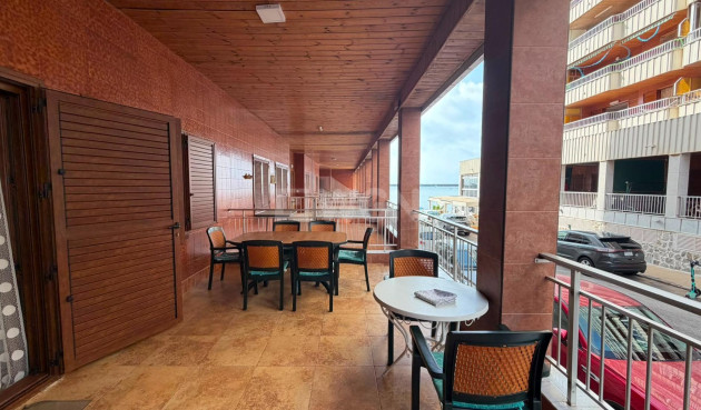 Odsprzedaż - Mieszkanie w bloku - Torrevieja - Acequion