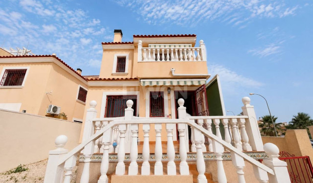 Reventa - Villa - Villamartin - Costa Blanca